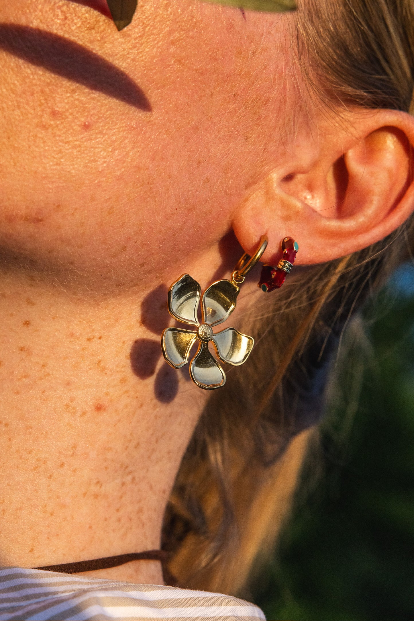 Dot Earrings