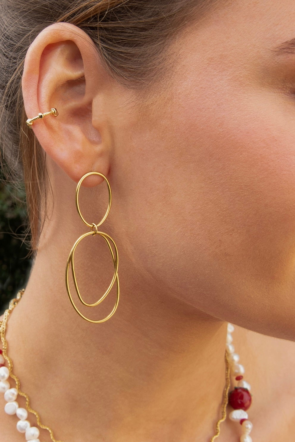 Mona Earcuff