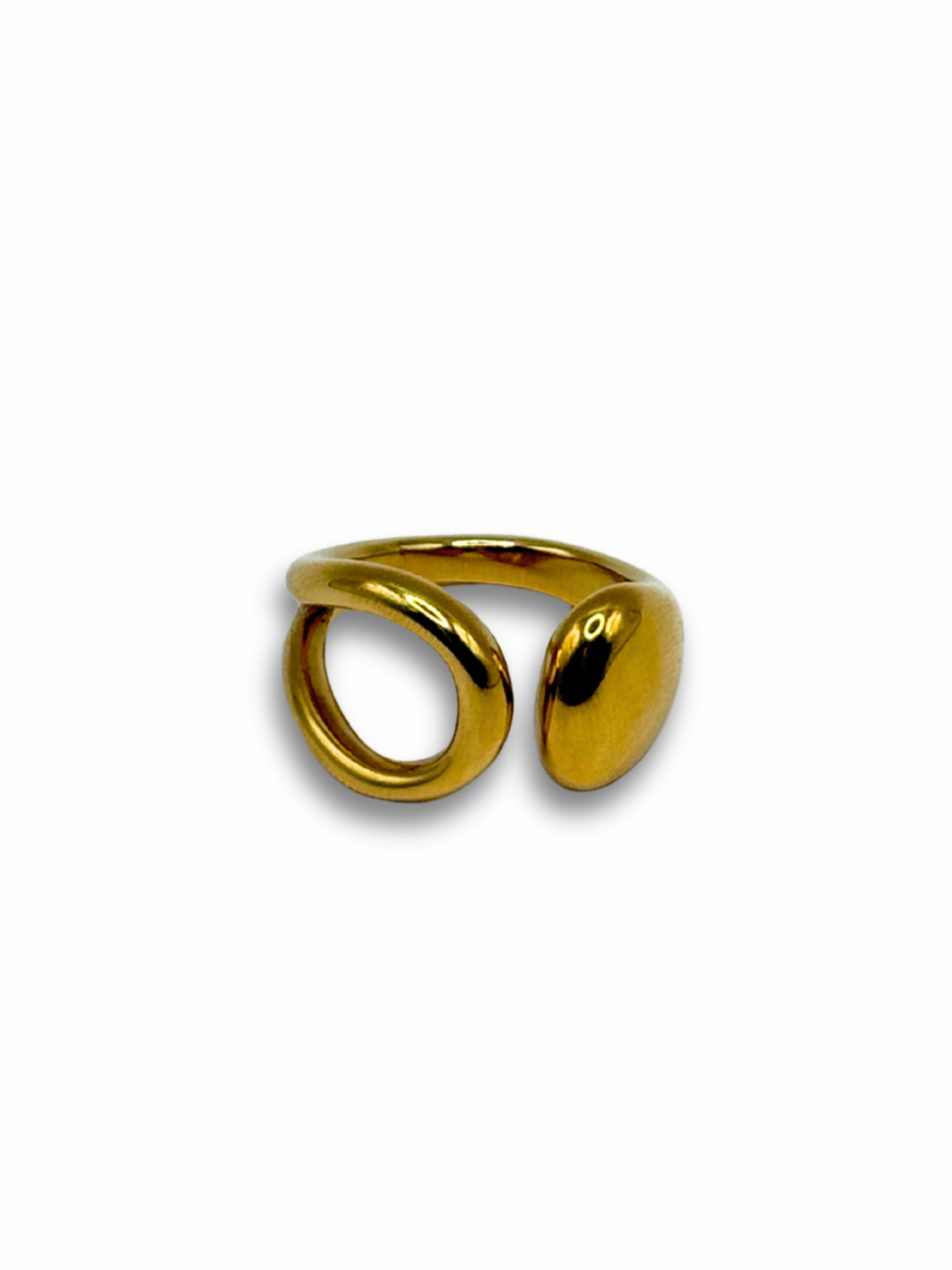 Leona Ring