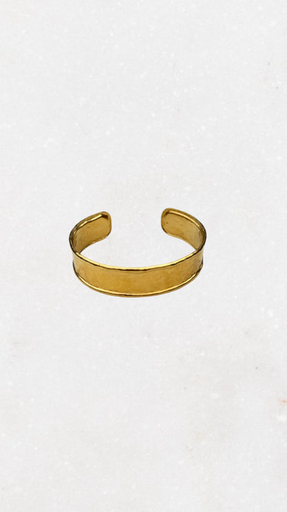 Elegant Golden Bangle