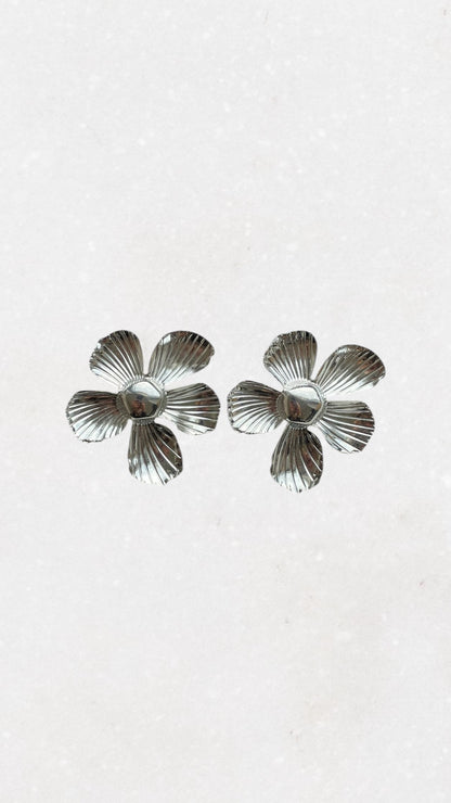 Holiday Bloom Earrings